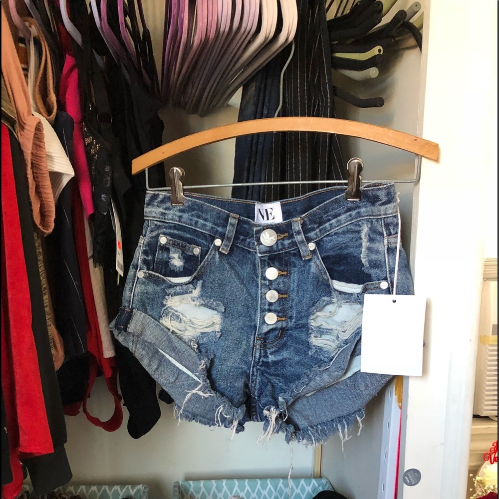 One teaspoon shorts